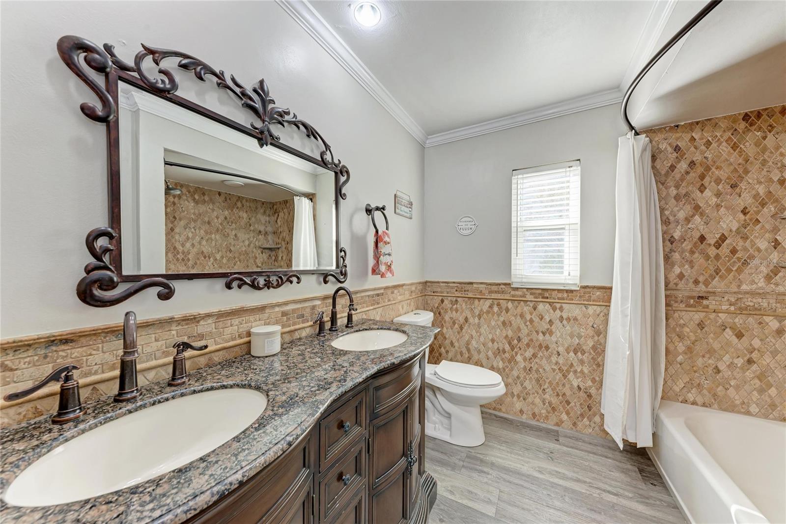 Image 29 of 35 For 4633 Glenbrooke Terrace