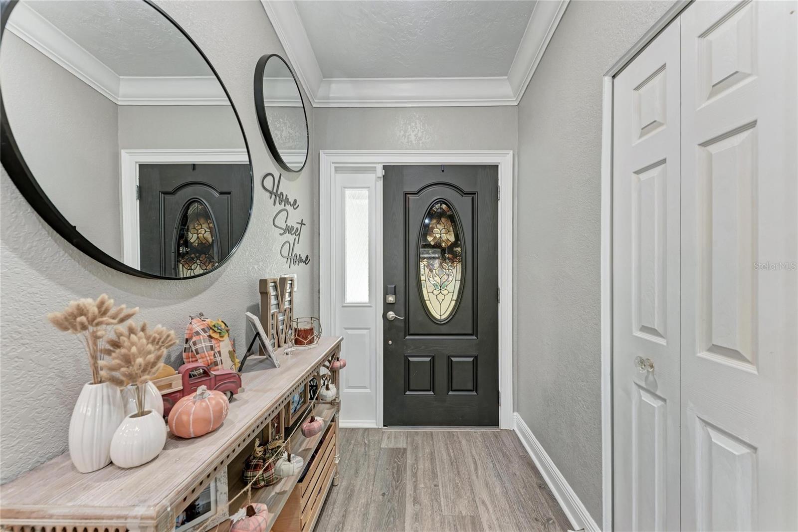 Image 3 of 35 For 4633 Glenbrooke Terrace