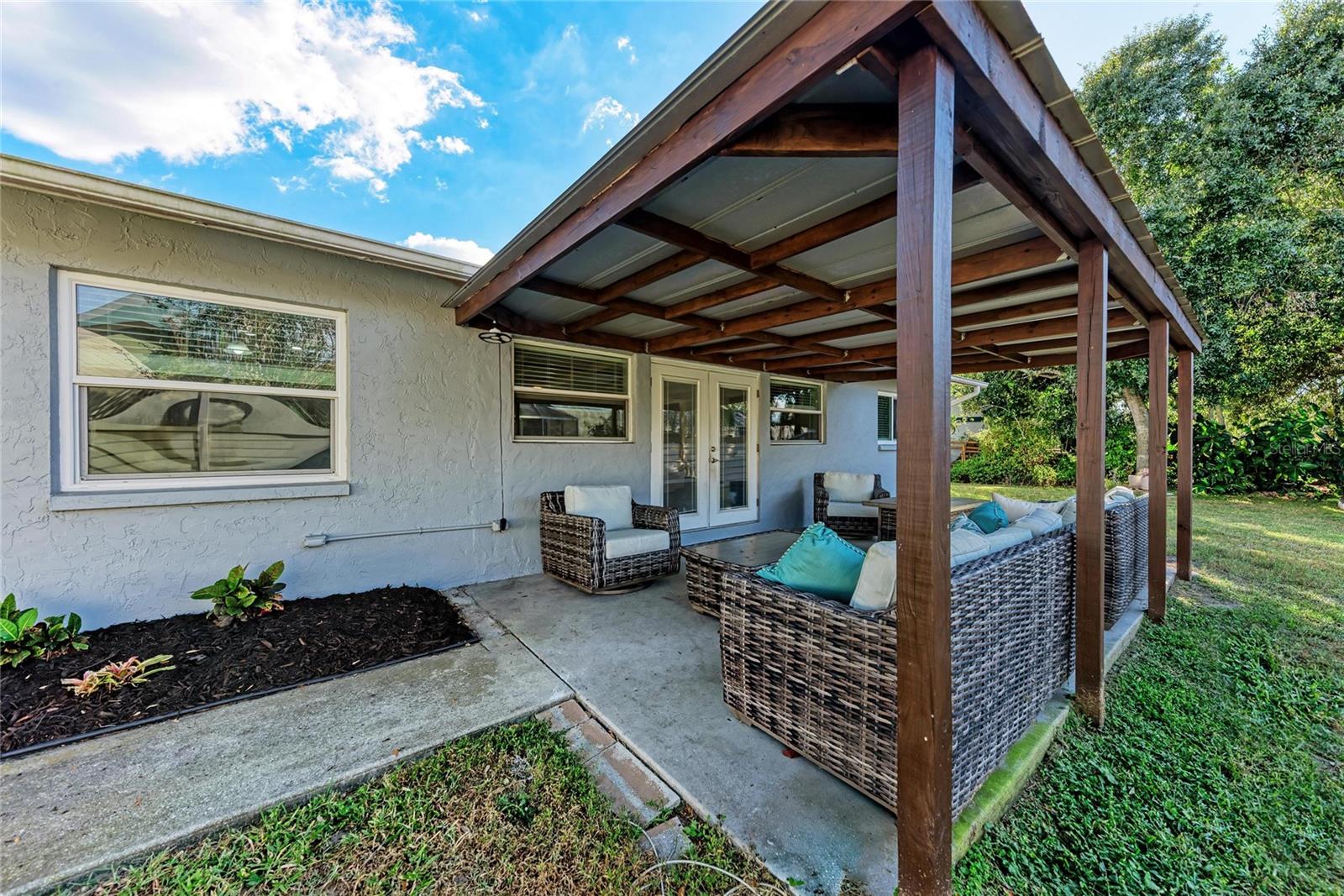 Image 32 of 35 For 4633 Glenbrooke Terrace