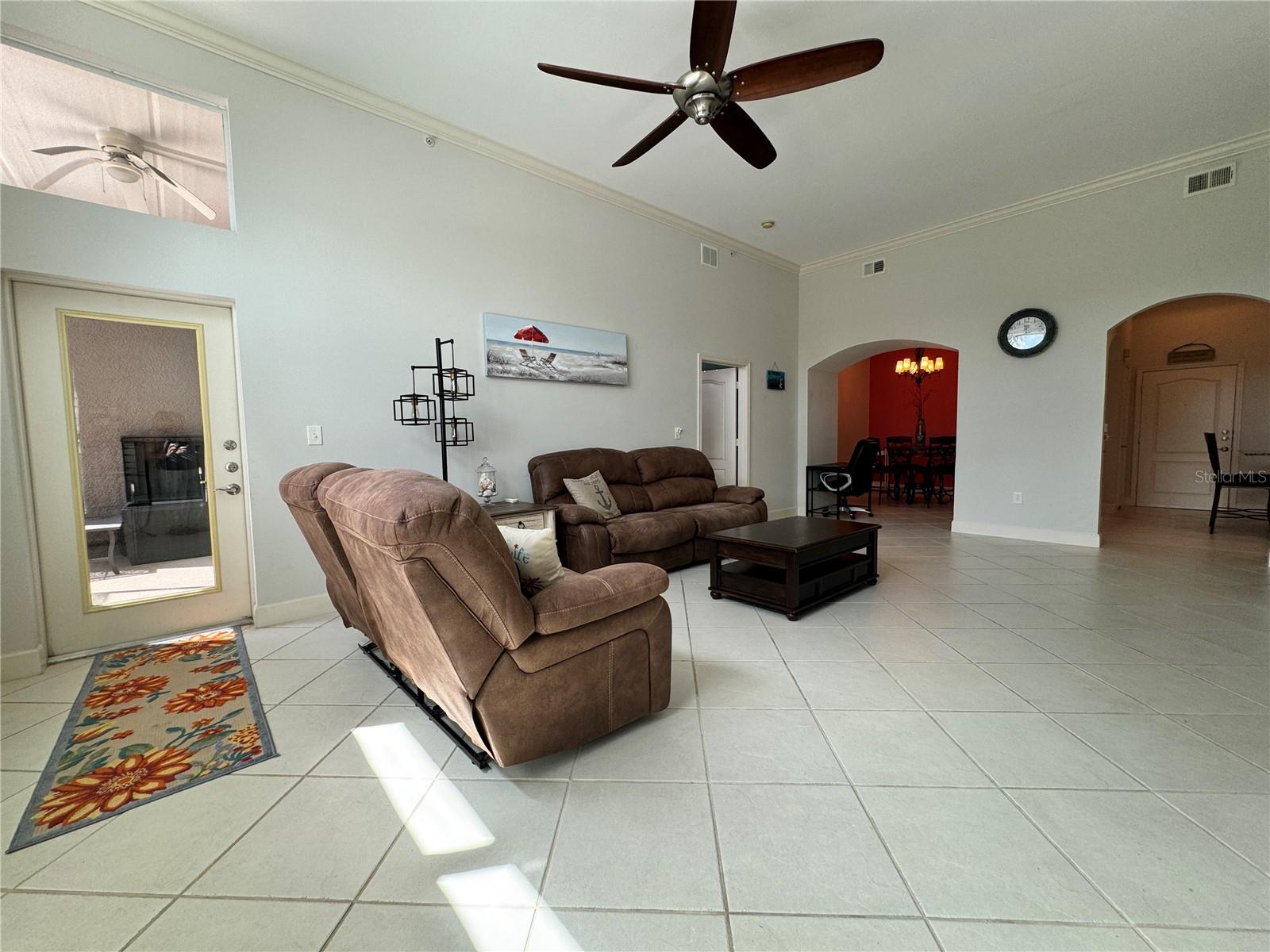 Image 12 of 43 For 808 3rd Avenue W 114