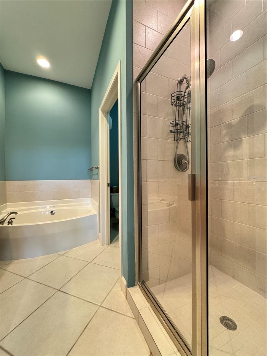 Image 19 of 43 For 808 3rd Avenue W 114