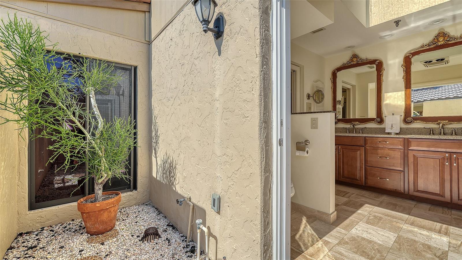 Image 25 of 61 For 2333 Harbour Oaks Drive