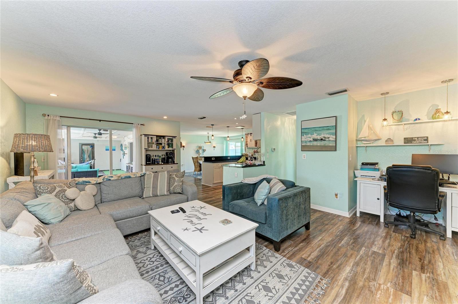 Image 21 of 56 For 13130 116th Street