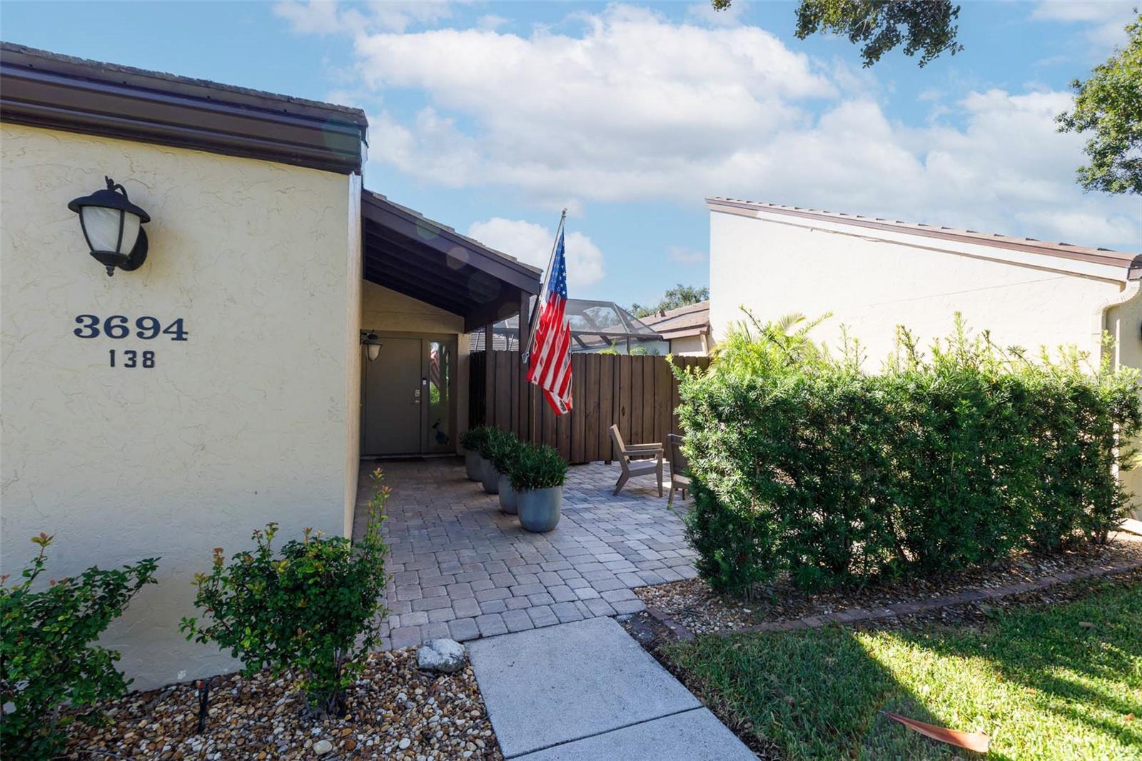 Image 3 of 51 For 3694 Glen Oaks Manor Drive