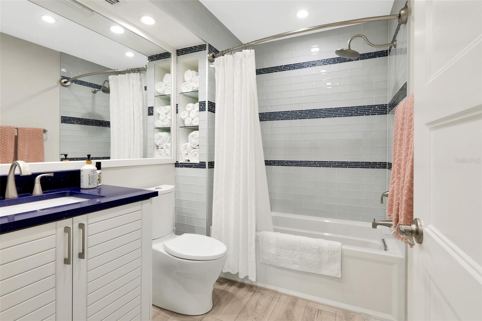 Image 9 of 51 For 3694 Glen Oaks Manor Drive