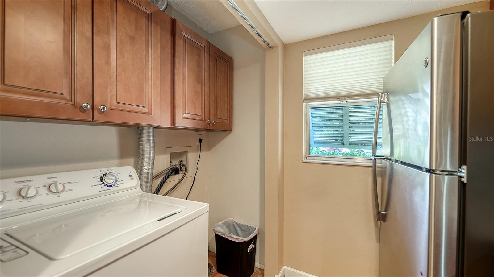 Image 10 of 33 For 734 Jefferson Avenue 734