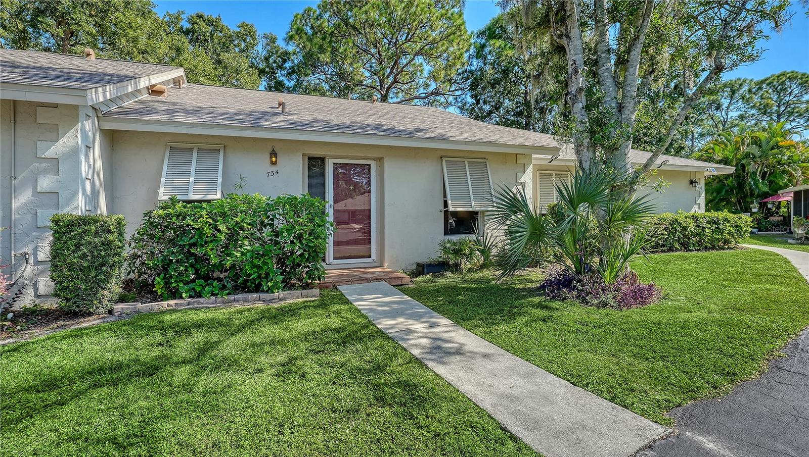 Image 2 of 33 For 734 Jefferson Avenue 734