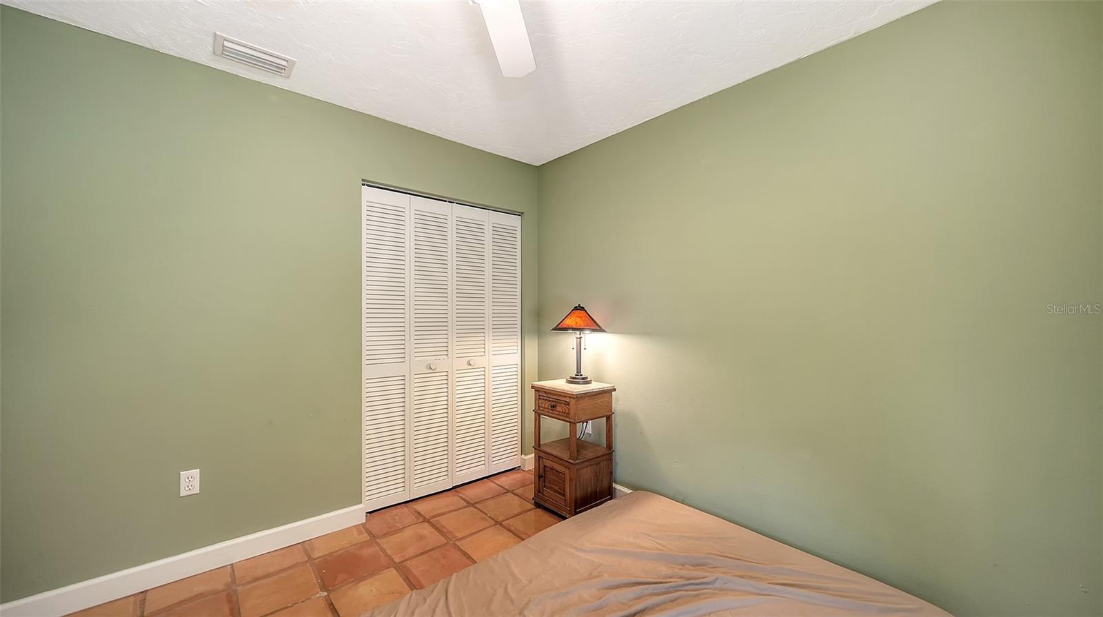 Image 28 of 33 For 734 Jefferson Avenue 734