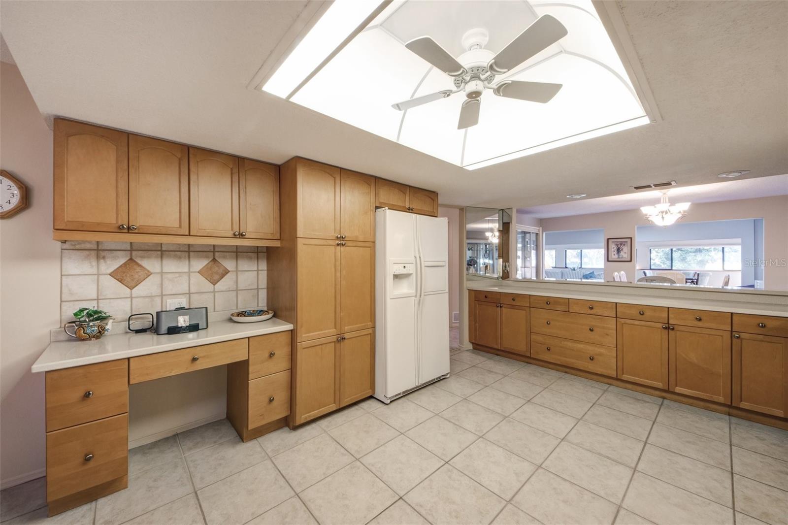 Image 36 of 41 For 3401 Avenida Madera  B