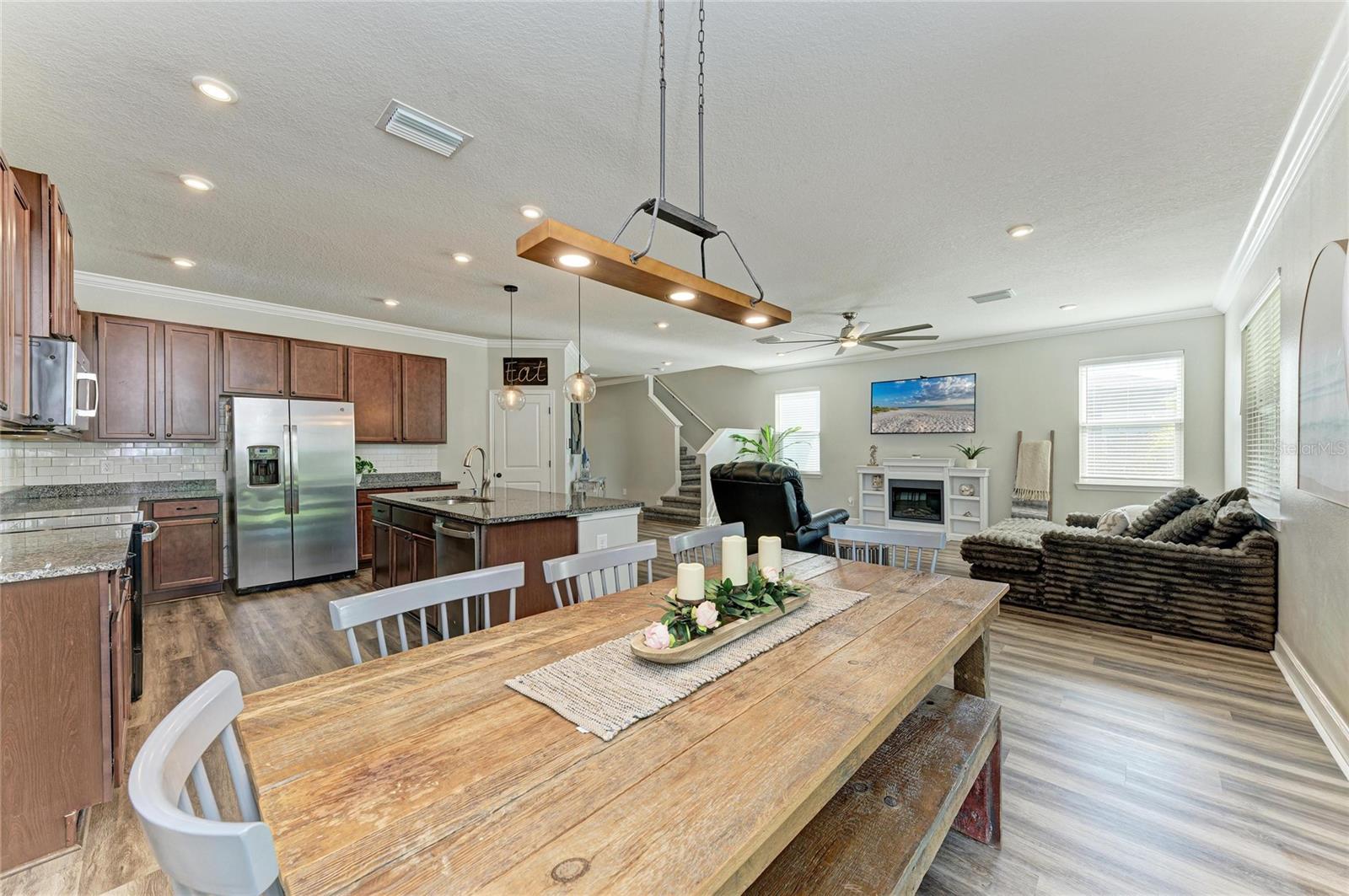 Image 18 of 62 For 8523 Rain Lily Crossing