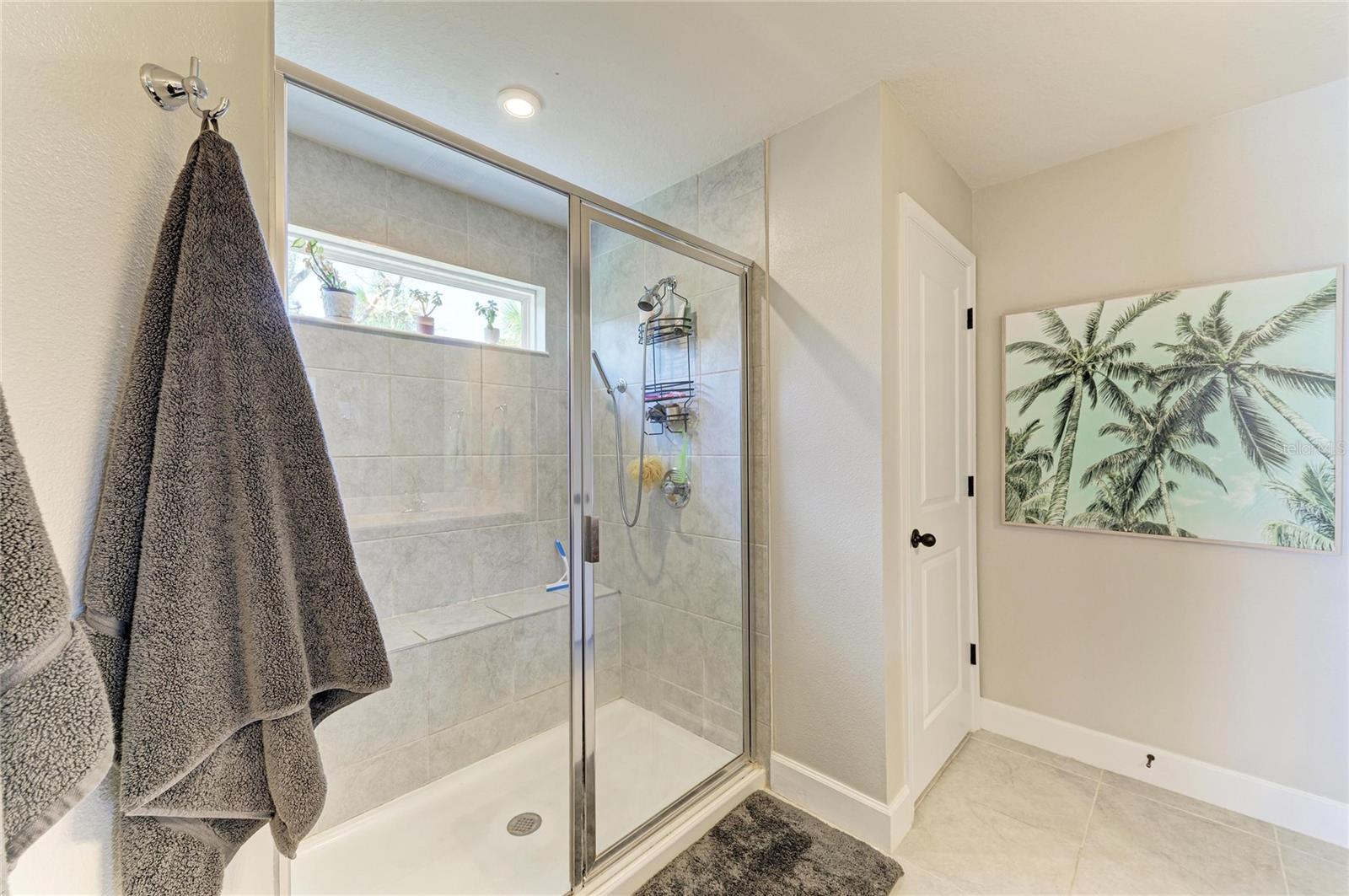 Image 26 of 62 For 8523 Rain Lily Crossing