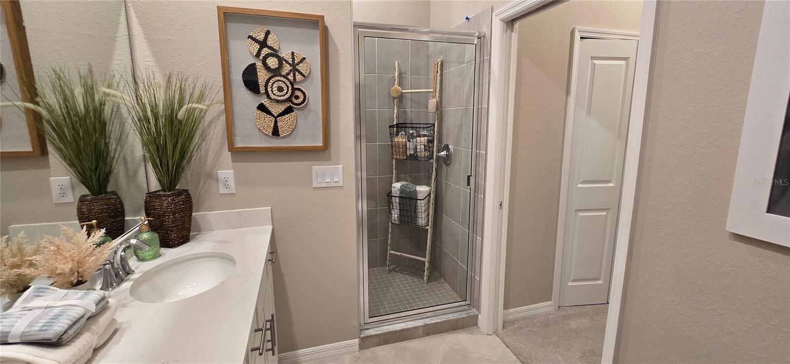 Image 13 of 33 For 12390 Wellen Golf Street 206