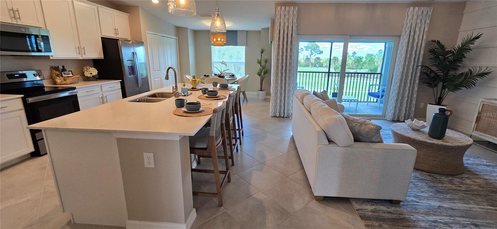 Image 32 of 33 For 12390 Wellen Golf Street 206