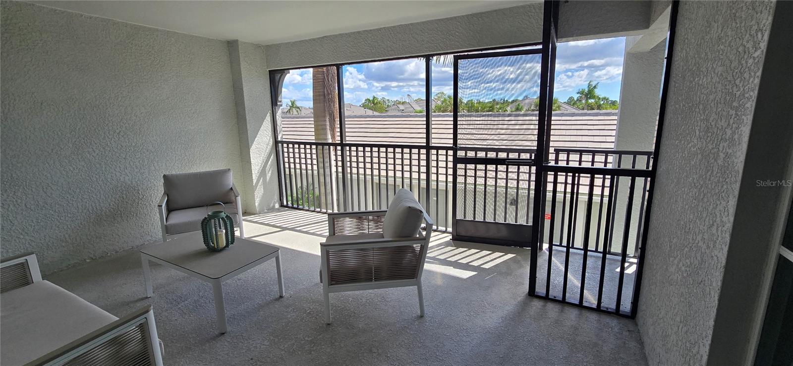 Image 7 of 33 For 12390 Wellen Golf Street 206