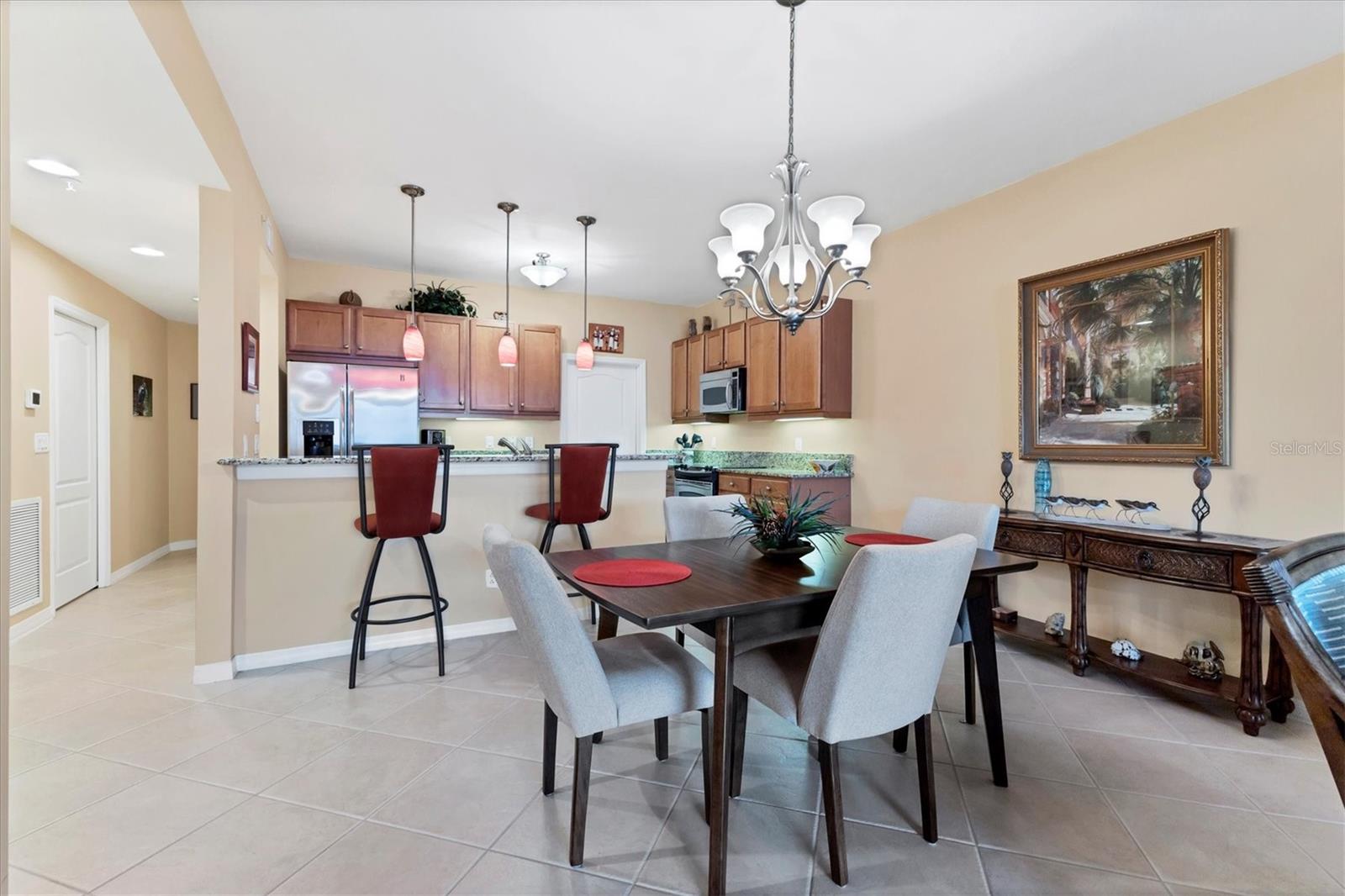 Image 14 of 44 For 9203 Griggs Road D203