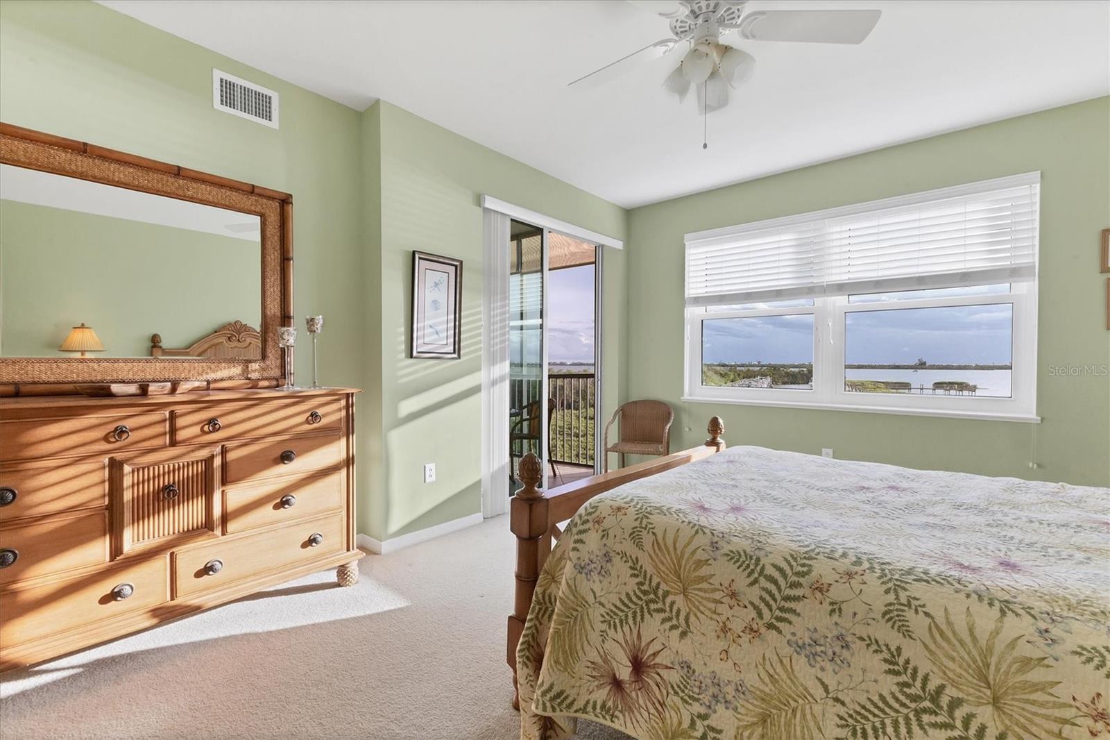 Image 16 of 44 For 9203 Griggs Road D203