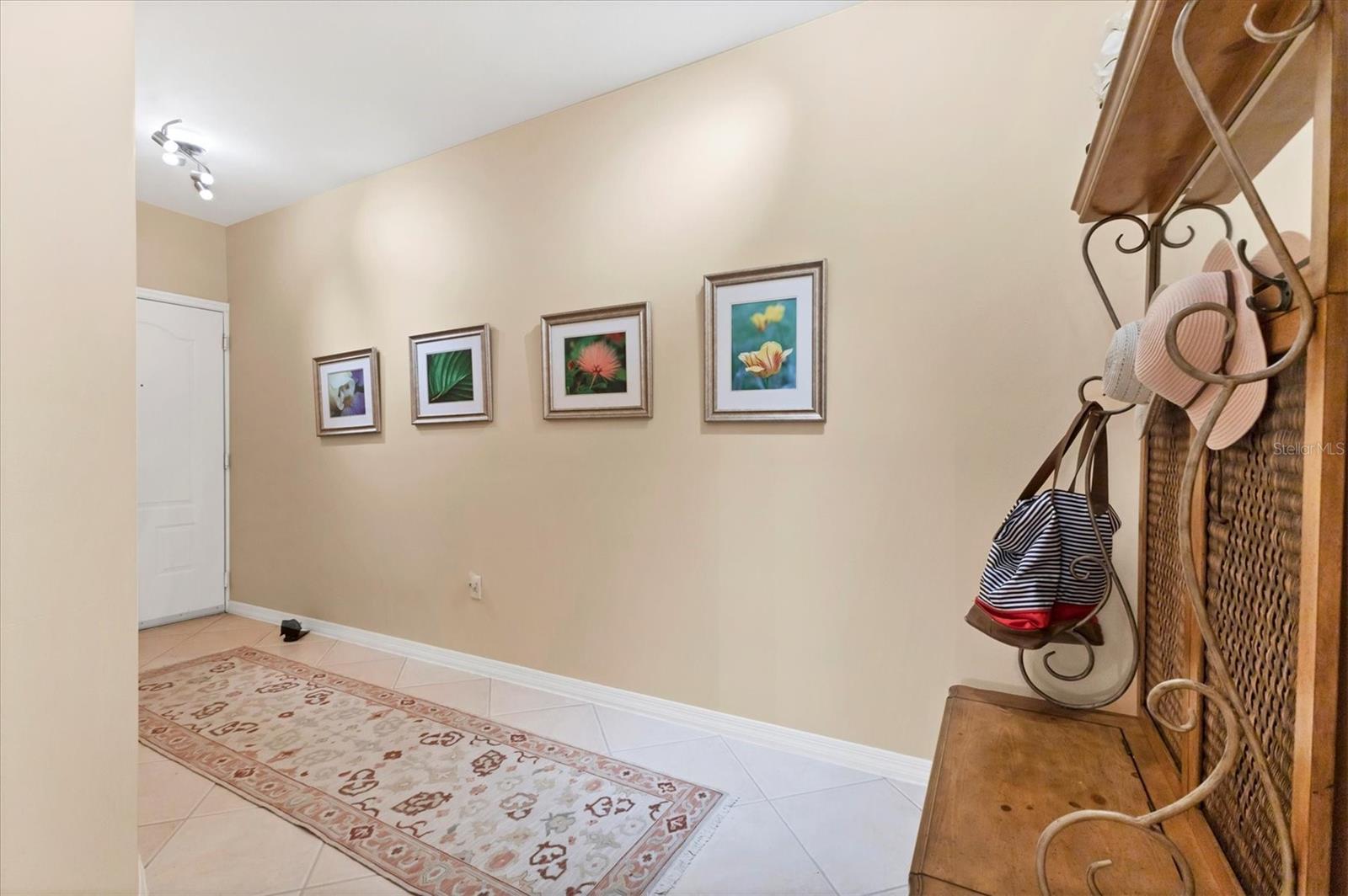 Image 7 of 44 For 9203 Griggs Road D203