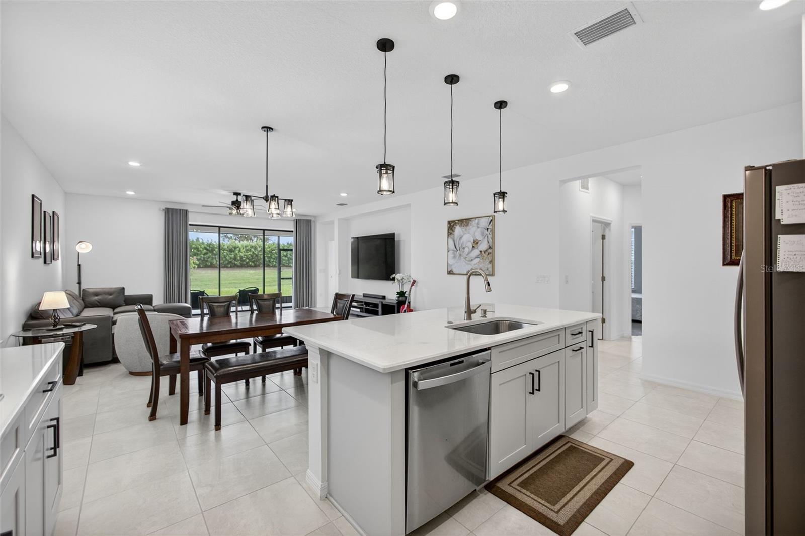 Image 16 of 47 For 16426 Paynes Mill Drive