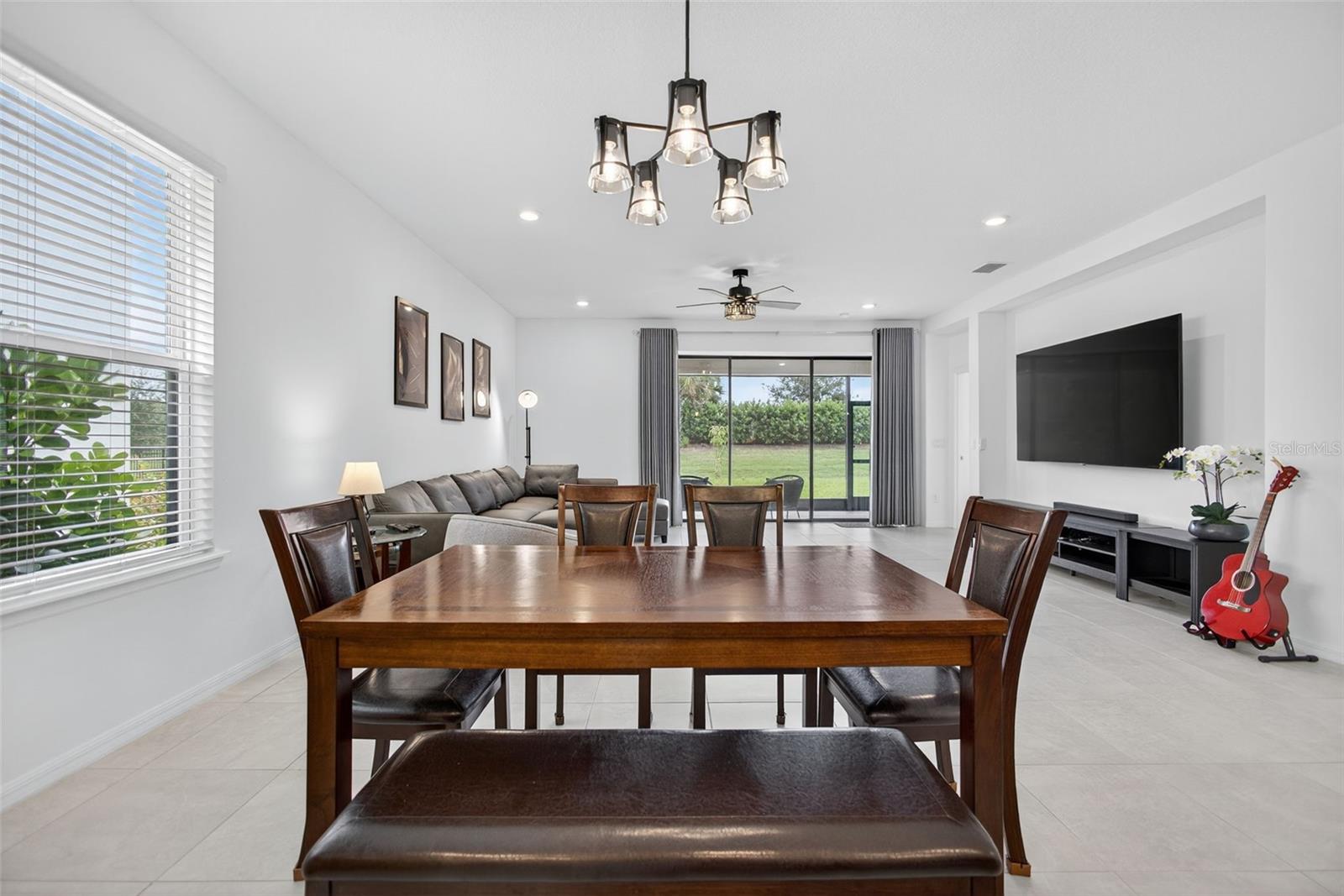 Image 19 of 47 For 16426 Paynes Mill Drive