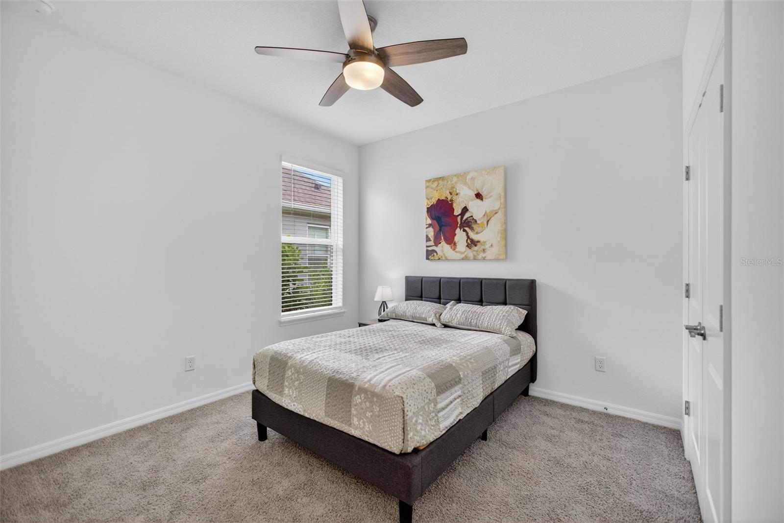 Image 29 of 47 For 16426 Paynes Mill Drive