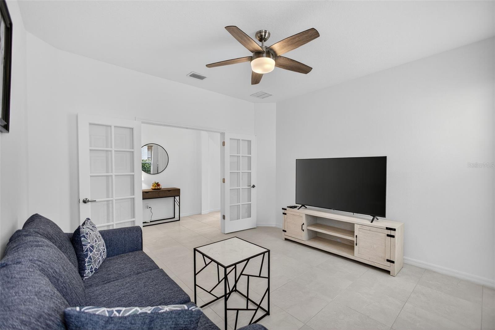 Image 9 of 47 For 16426 Paynes Mill Drive