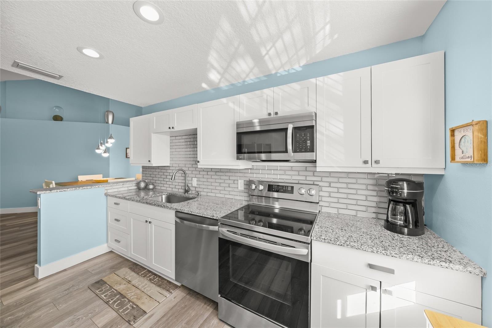 Image 17 of 55 For 5528 Fair Oaks Street