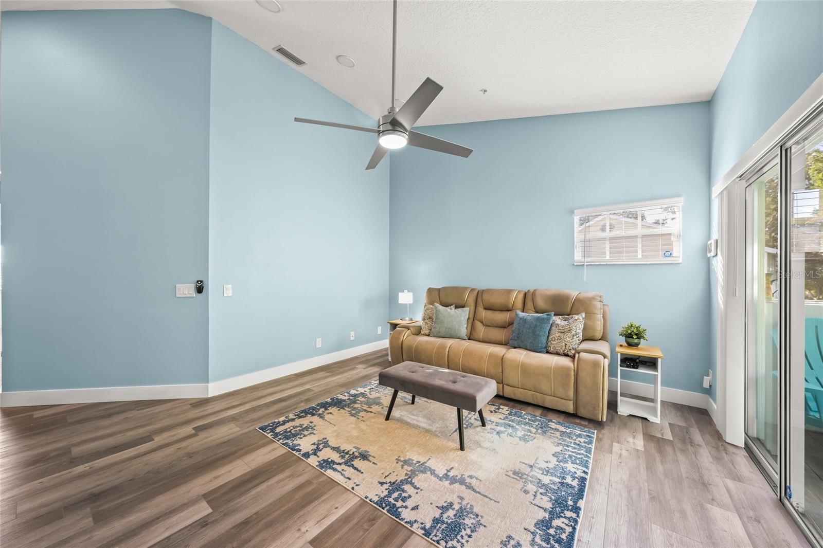 Image 19 of 55 For 5528 Fair Oaks Street