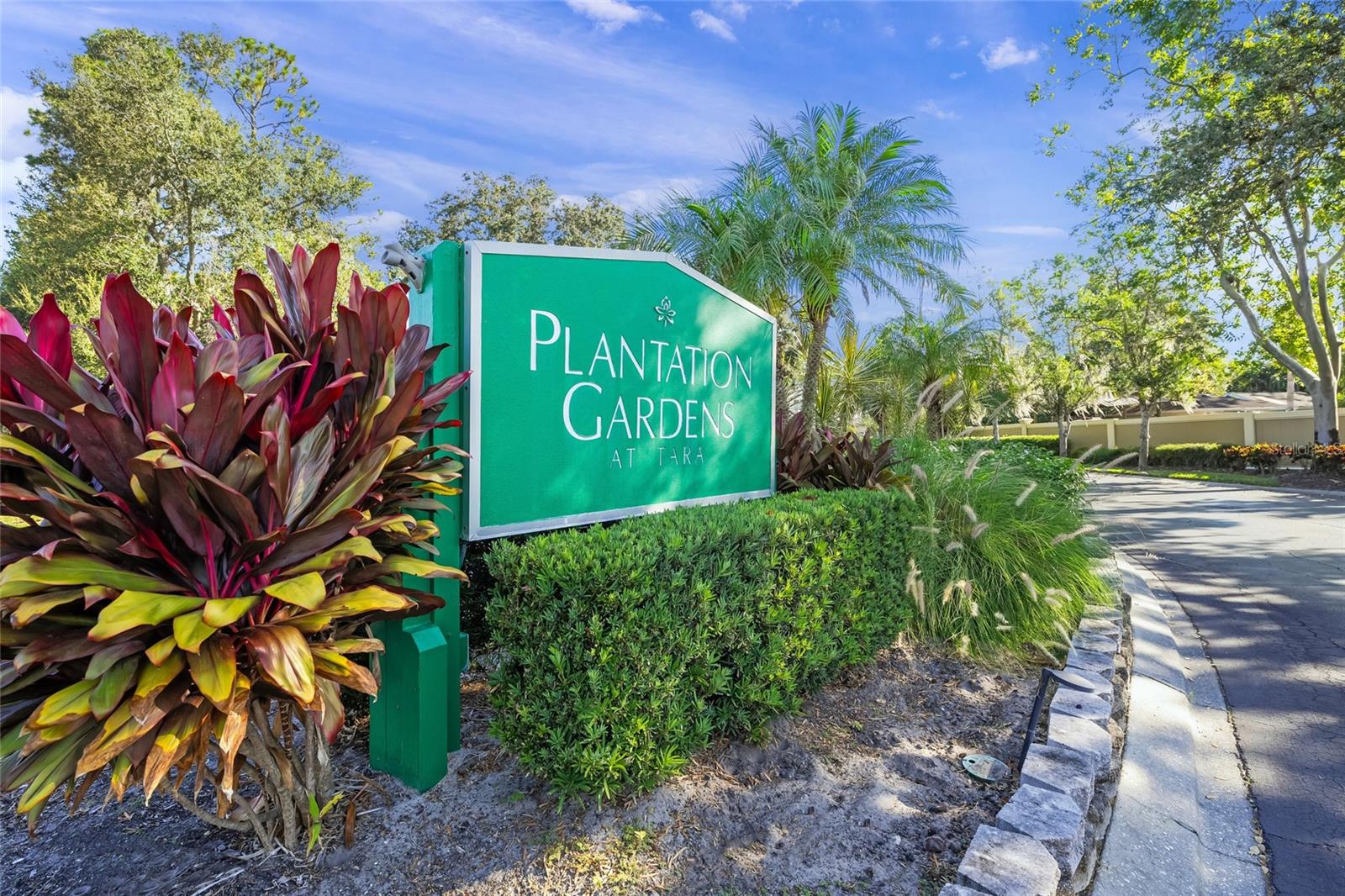 Image 8 of 55 For 5528 Fair Oaks Street