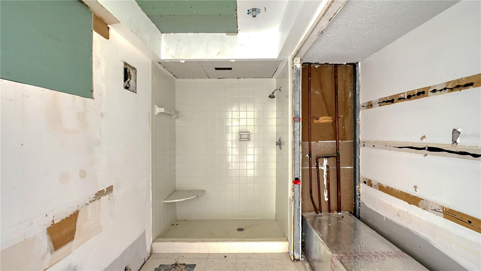 Image 13 of 38 For 3330 Gulf Of Mexico Drive 107d