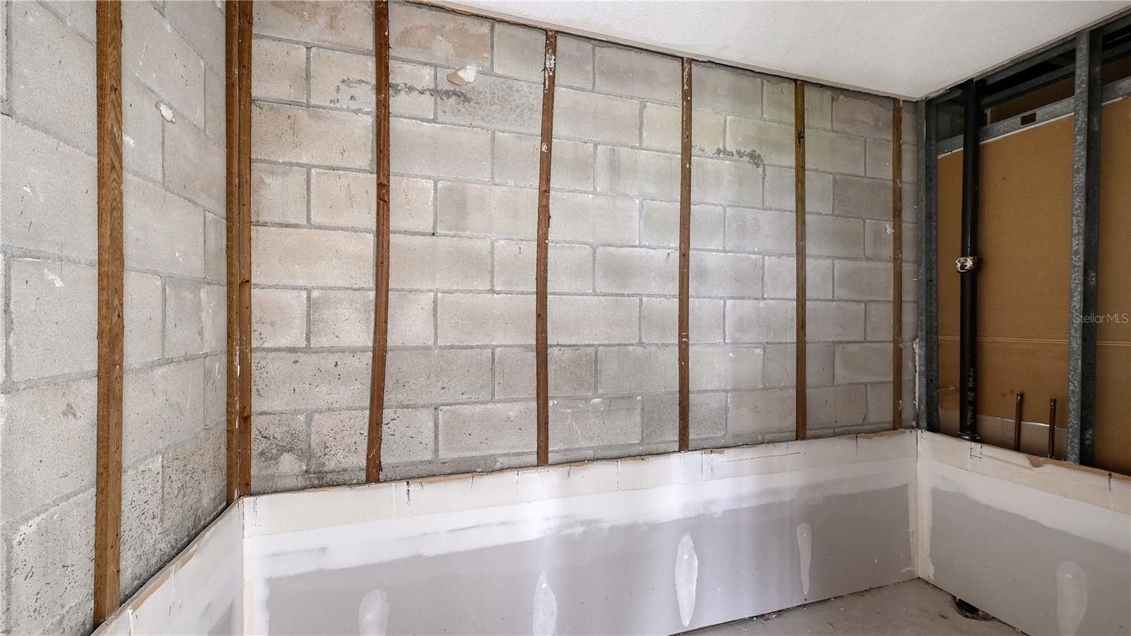 Image 14 of 38 For 3330 Gulf Of Mexico Drive 107d