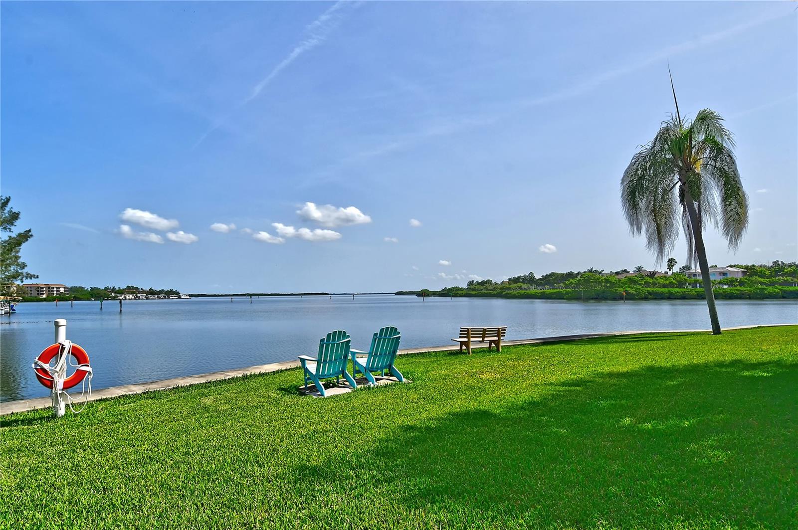 Image 18 of 38 For 3330 Gulf Of Mexico Drive 107d