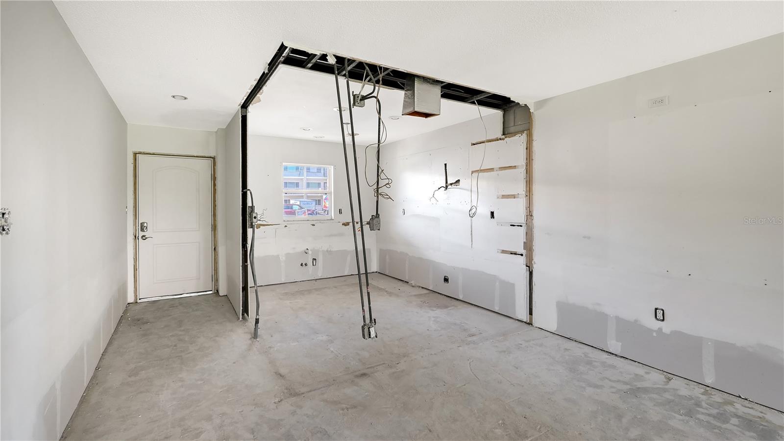 Image 3 of 38 For 3330 Gulf Of Mexico Drive 107d