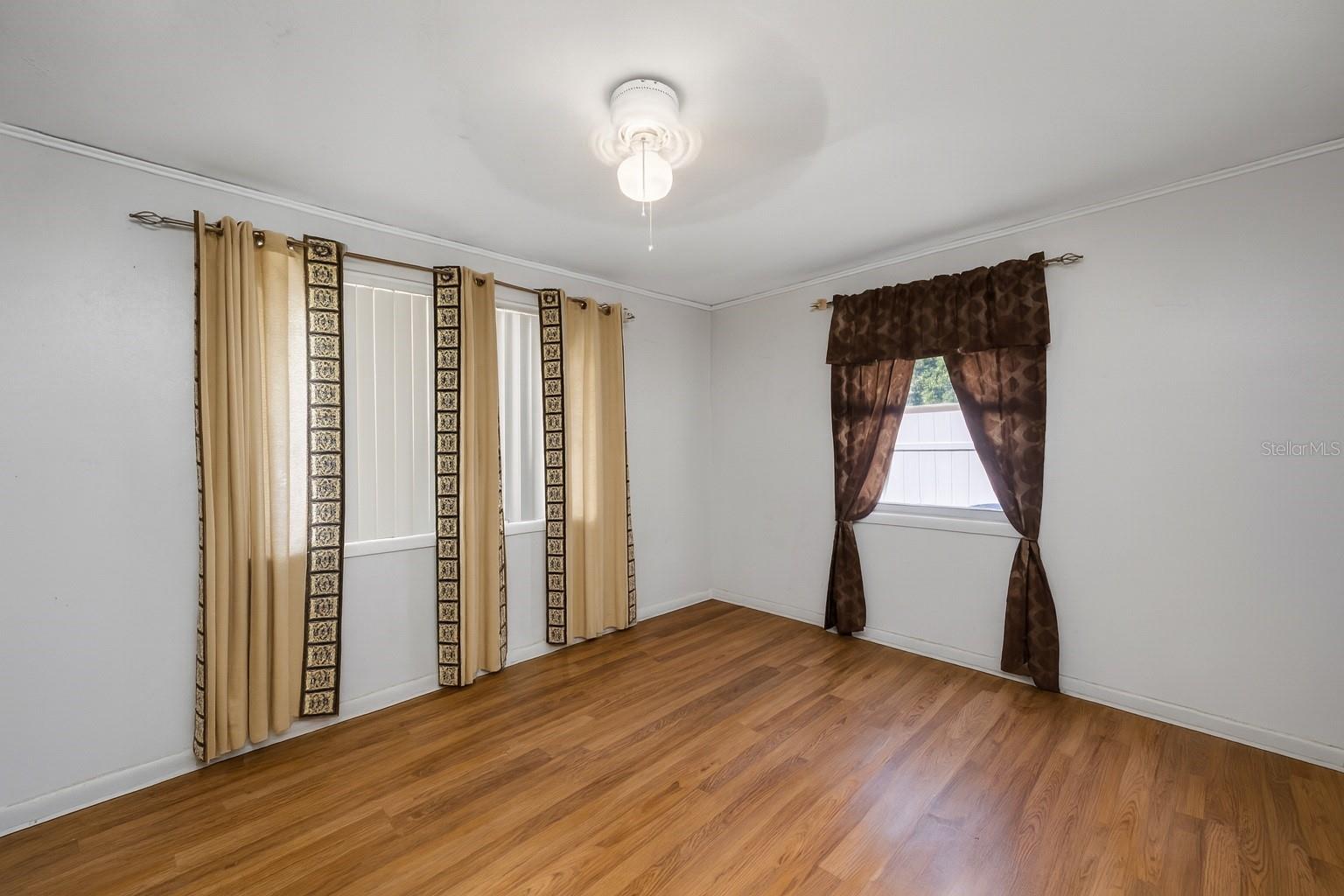 Image 20 of 47 For 1324 Milton Street