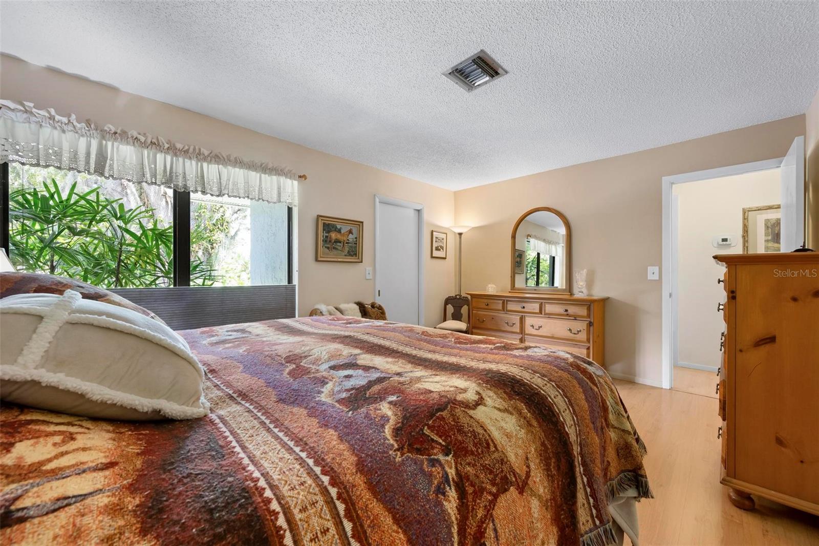 Image 34 of 93 For 4939 Myakka Valley Trail