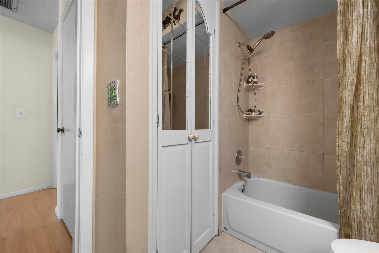 Image 38 of 93 For 4939 Myakka Valley Trail