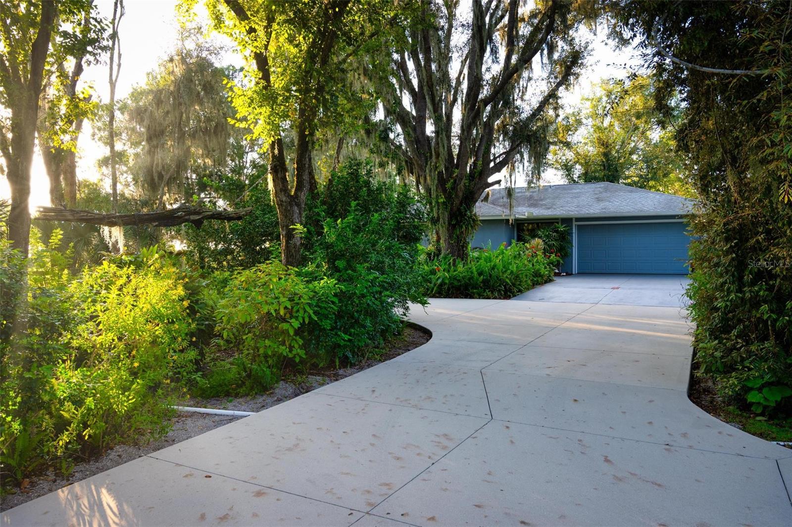 Image 6 of 93 For 4939 Myakka Valley Trail