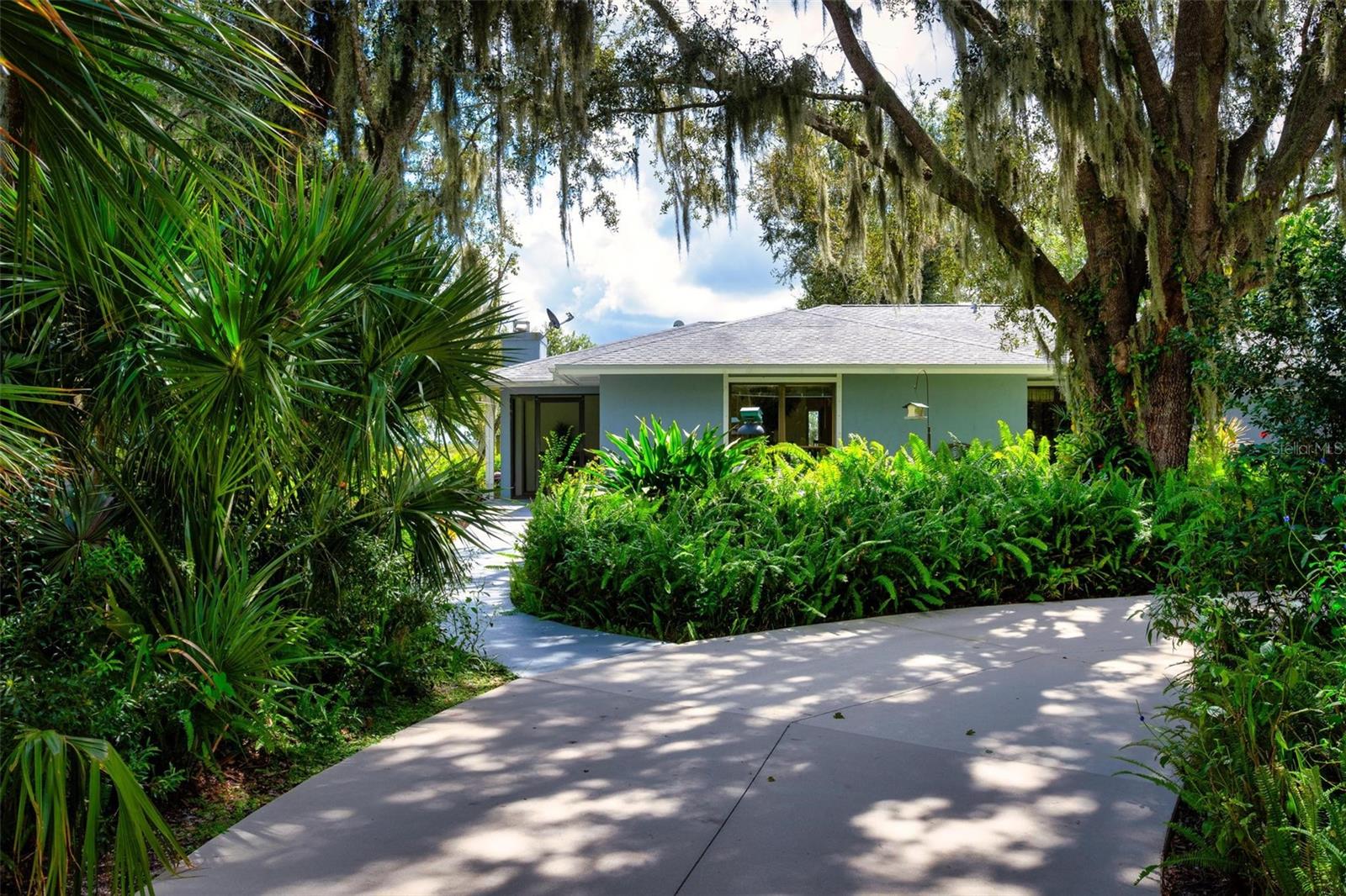 Image 8 of 93 For 4939 Myakka Valley Trail