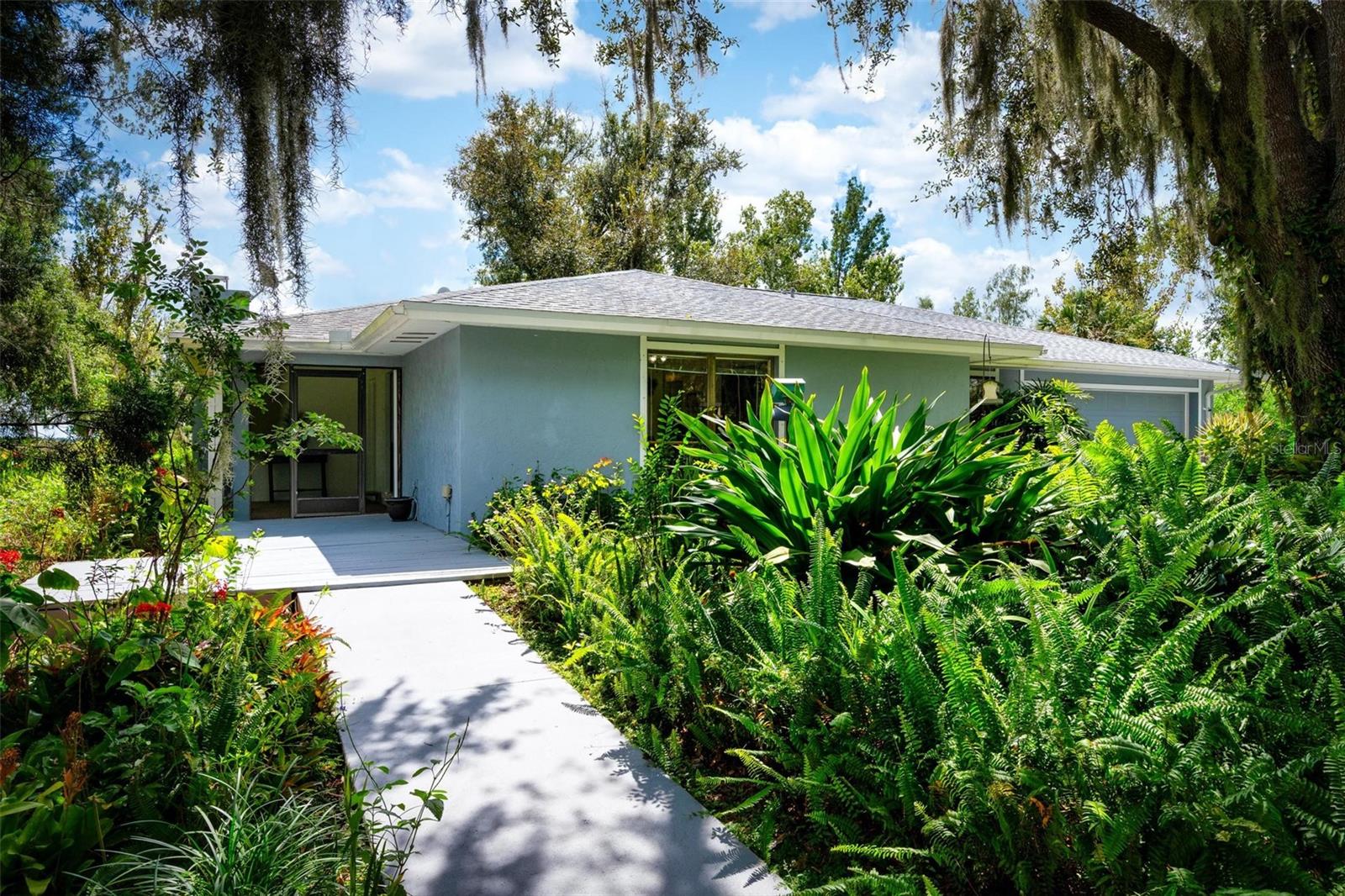 Image 9 of 93 For 4939 Myakka Valley Trail