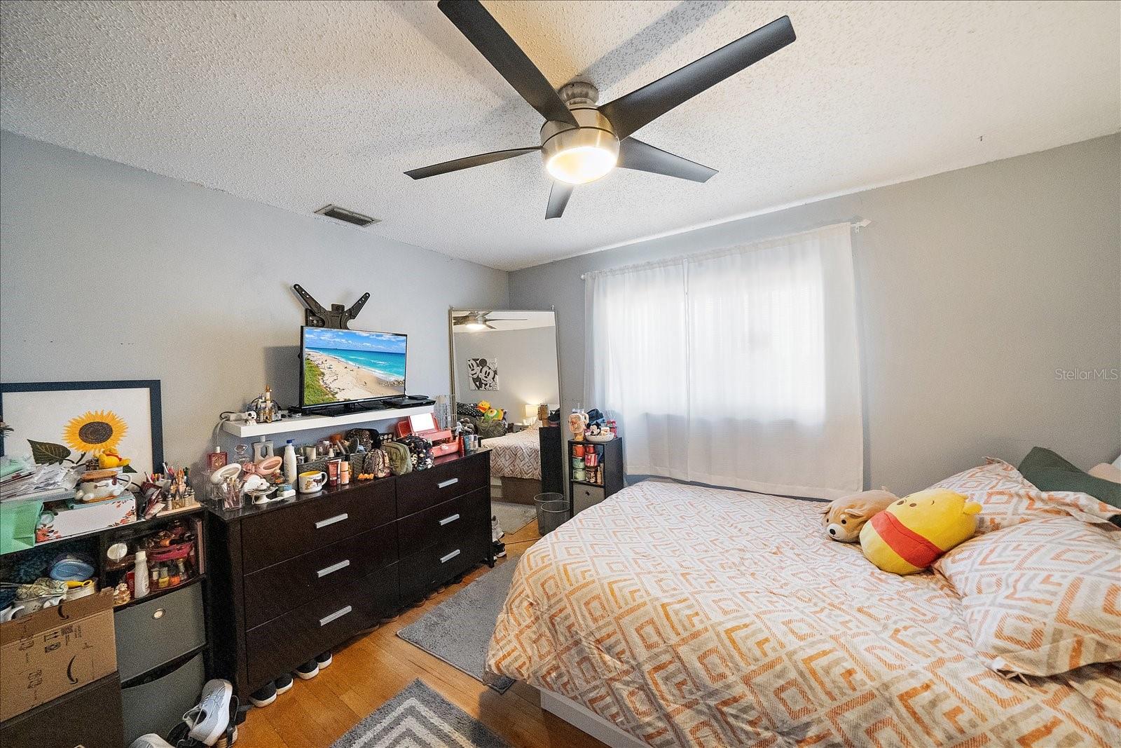 Image 12 of 39 For 1008 4th Place