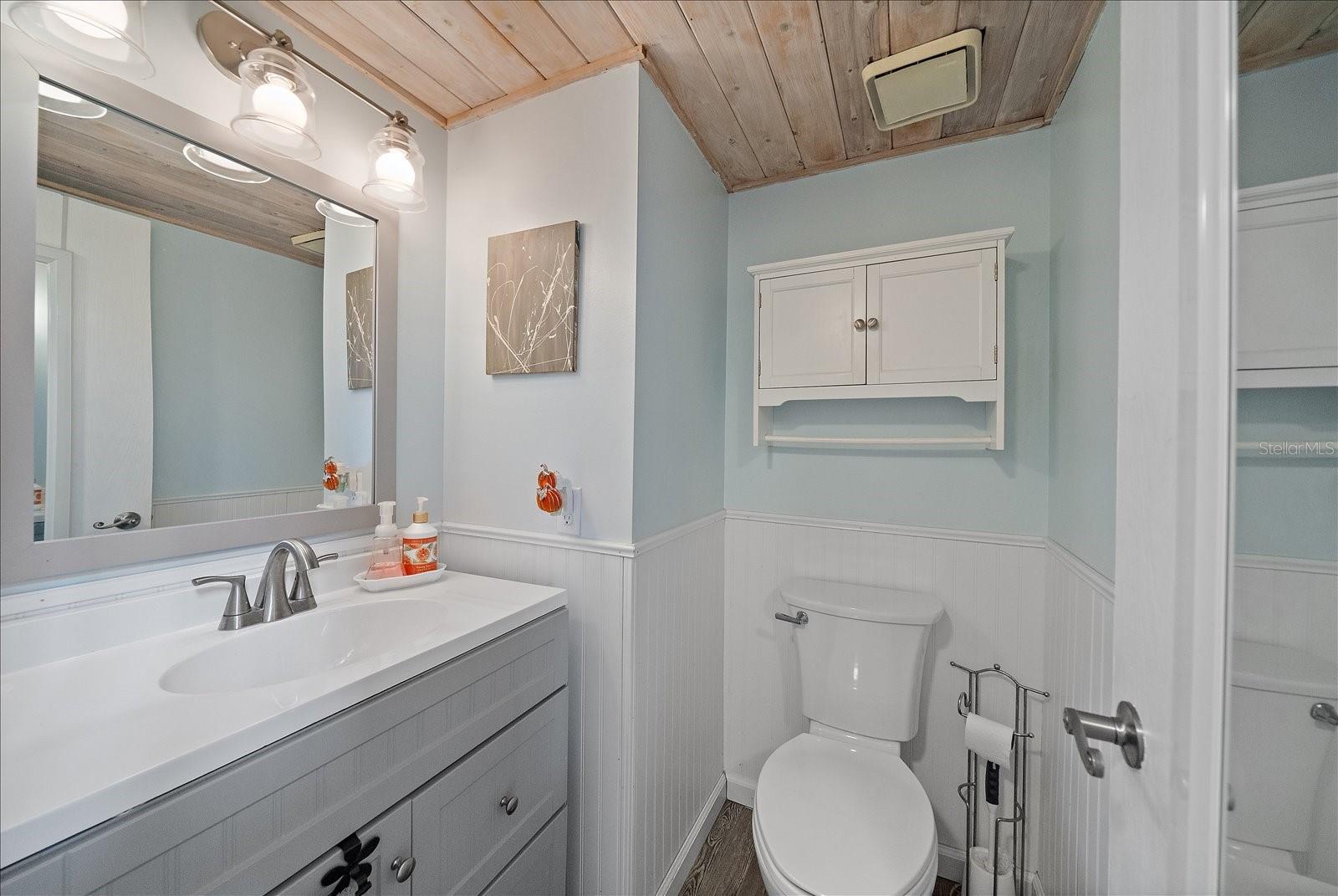 Image 31 of 39 For 1008 4th Place