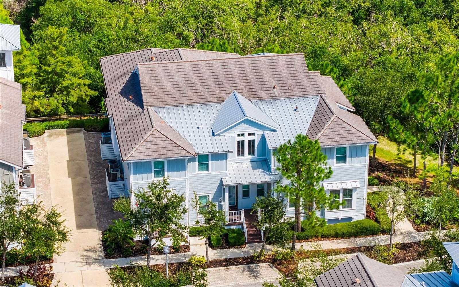 Image 2 of 50 For 339 Sapphire Lake Drive 101