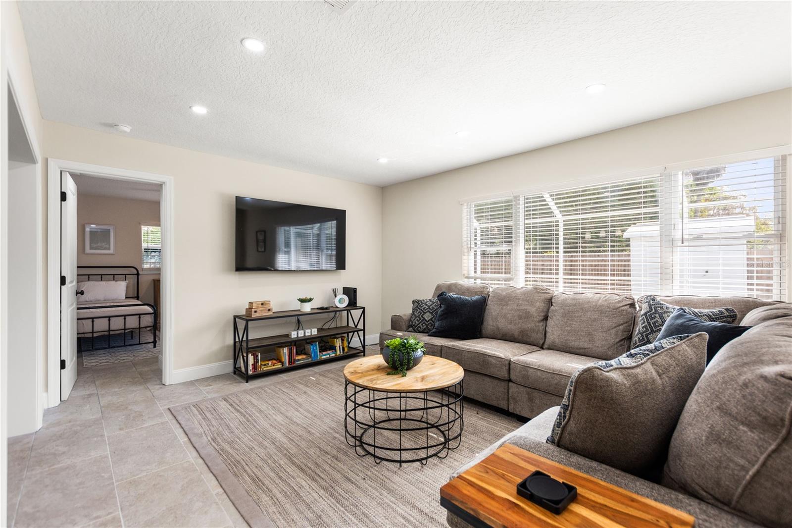 Image 15 of 43 For 3301 Woodmont Drive