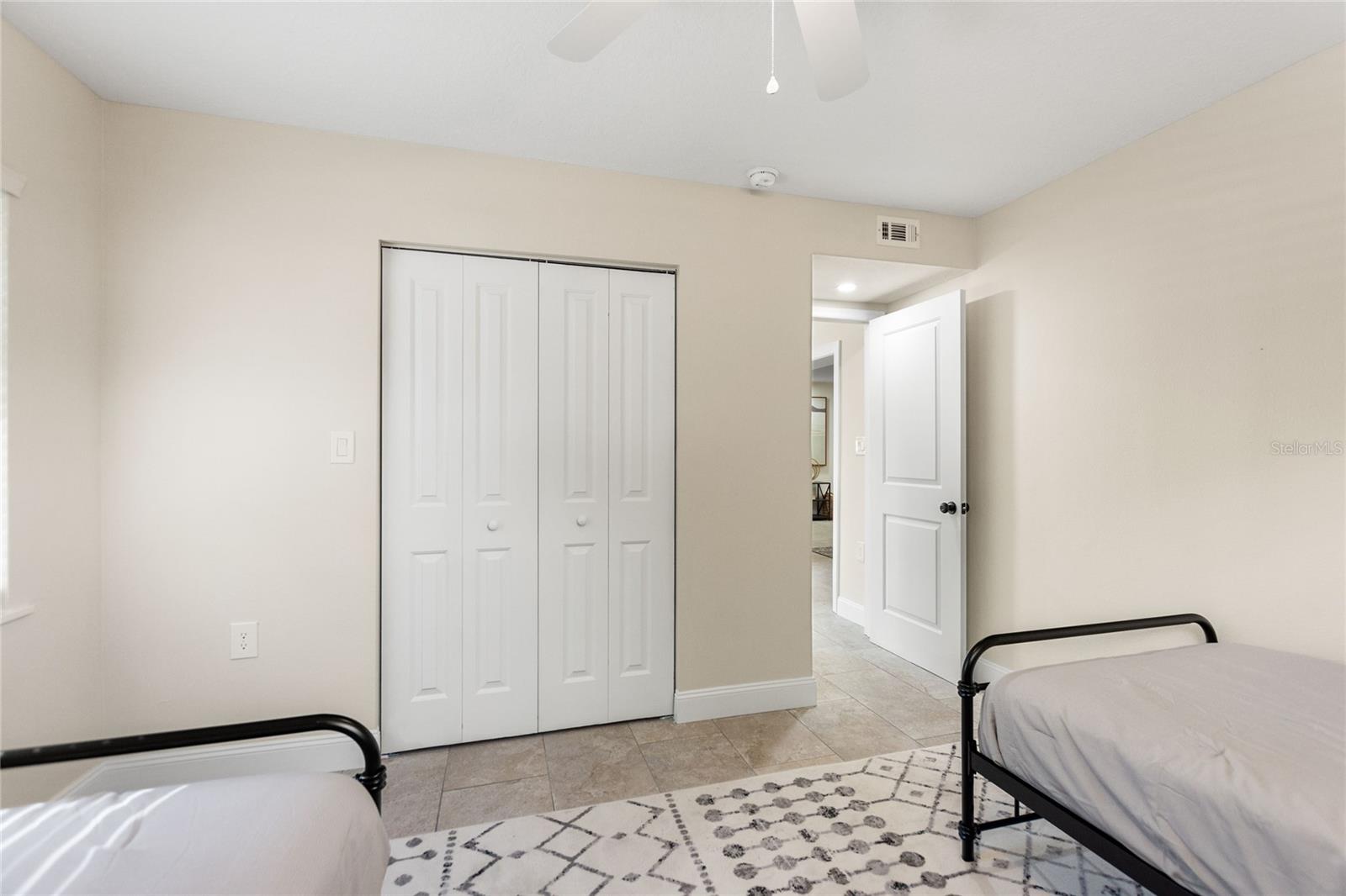 Image 25 of 43 For 3301 Woodmont Drive
