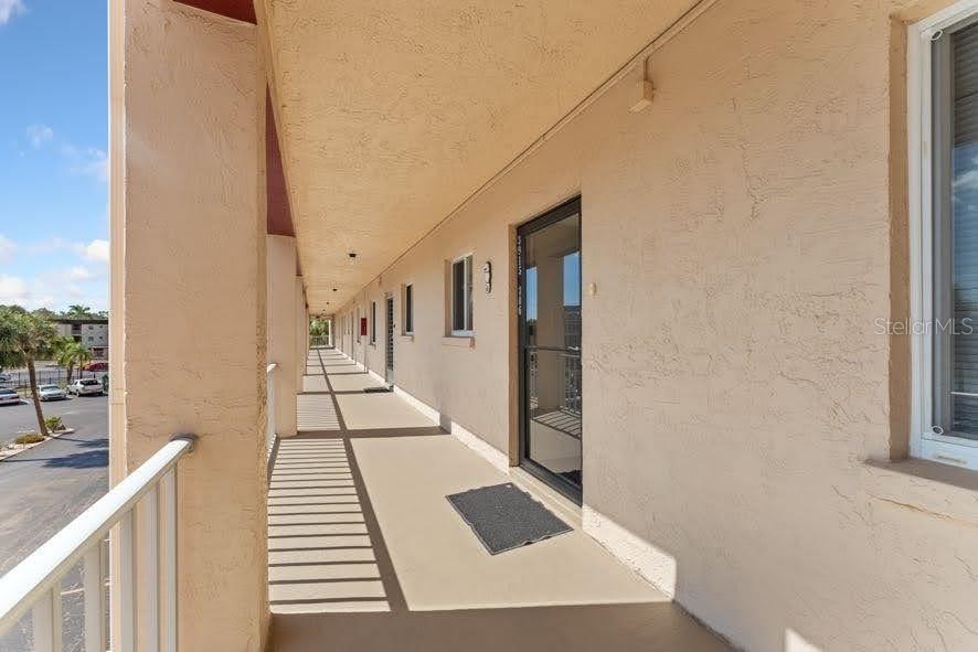 Details for 3915 Lake Bayshore Drive Bldg F 306, BRADENTON, FL 34205