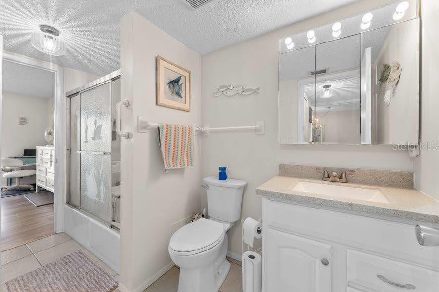 Image 10 of 28 For 3915 Lake Bayshore Drive Bldg F 306