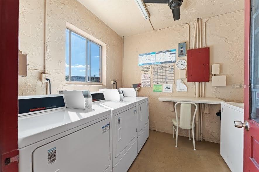 Image 23 of 28 For 3915 Lake Bayshore Drive Bldg F 306