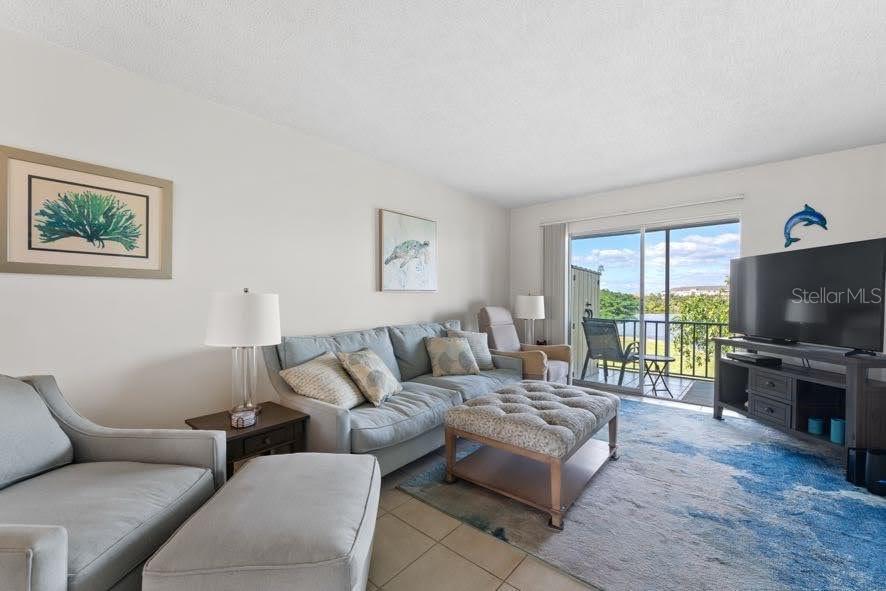 Image 5 of 28 For 3915 Lake Bayshore Drive Bldg F 306