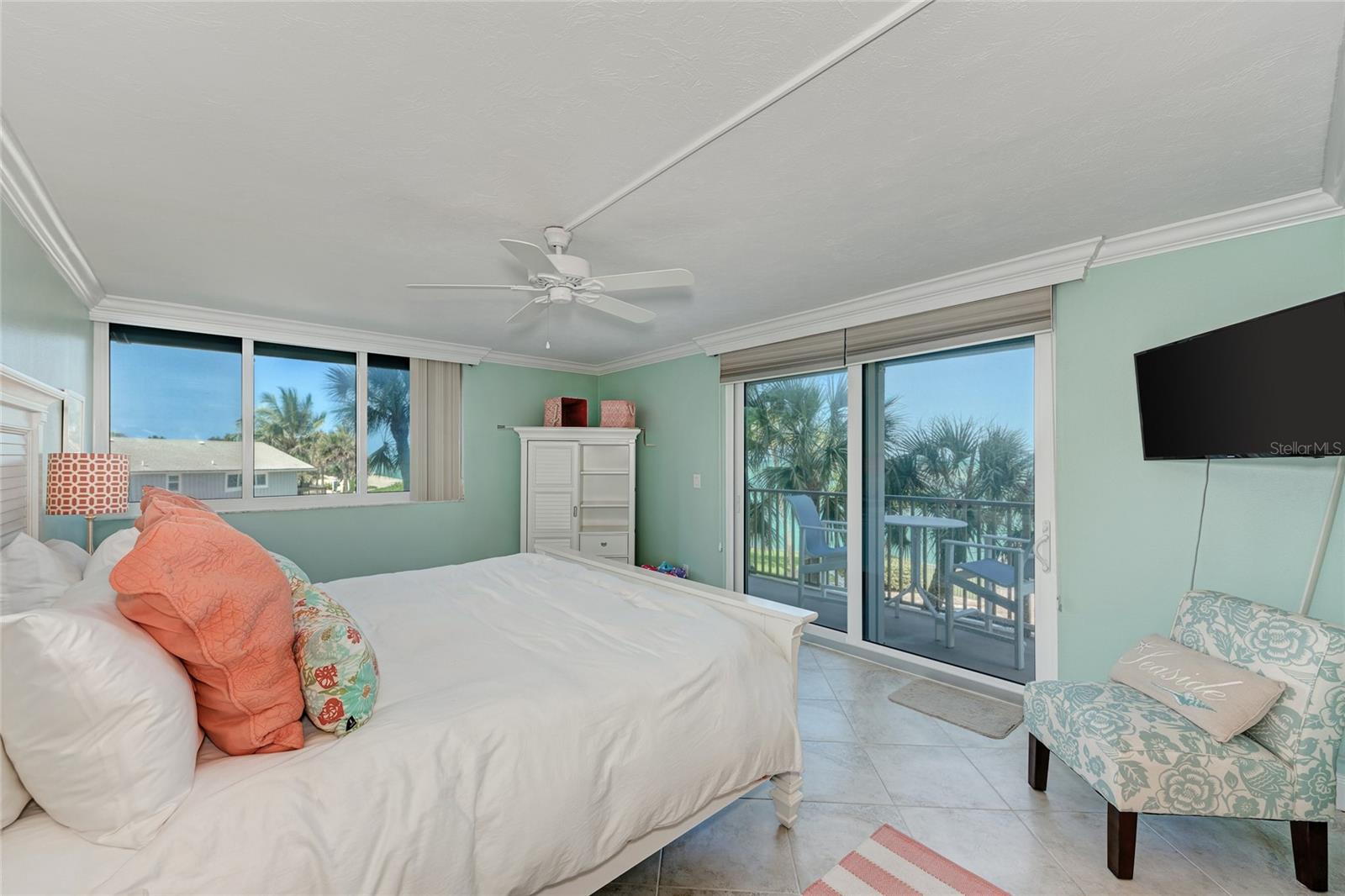 Image 33 of 75 For 4822 Ocean Boulevard 2a