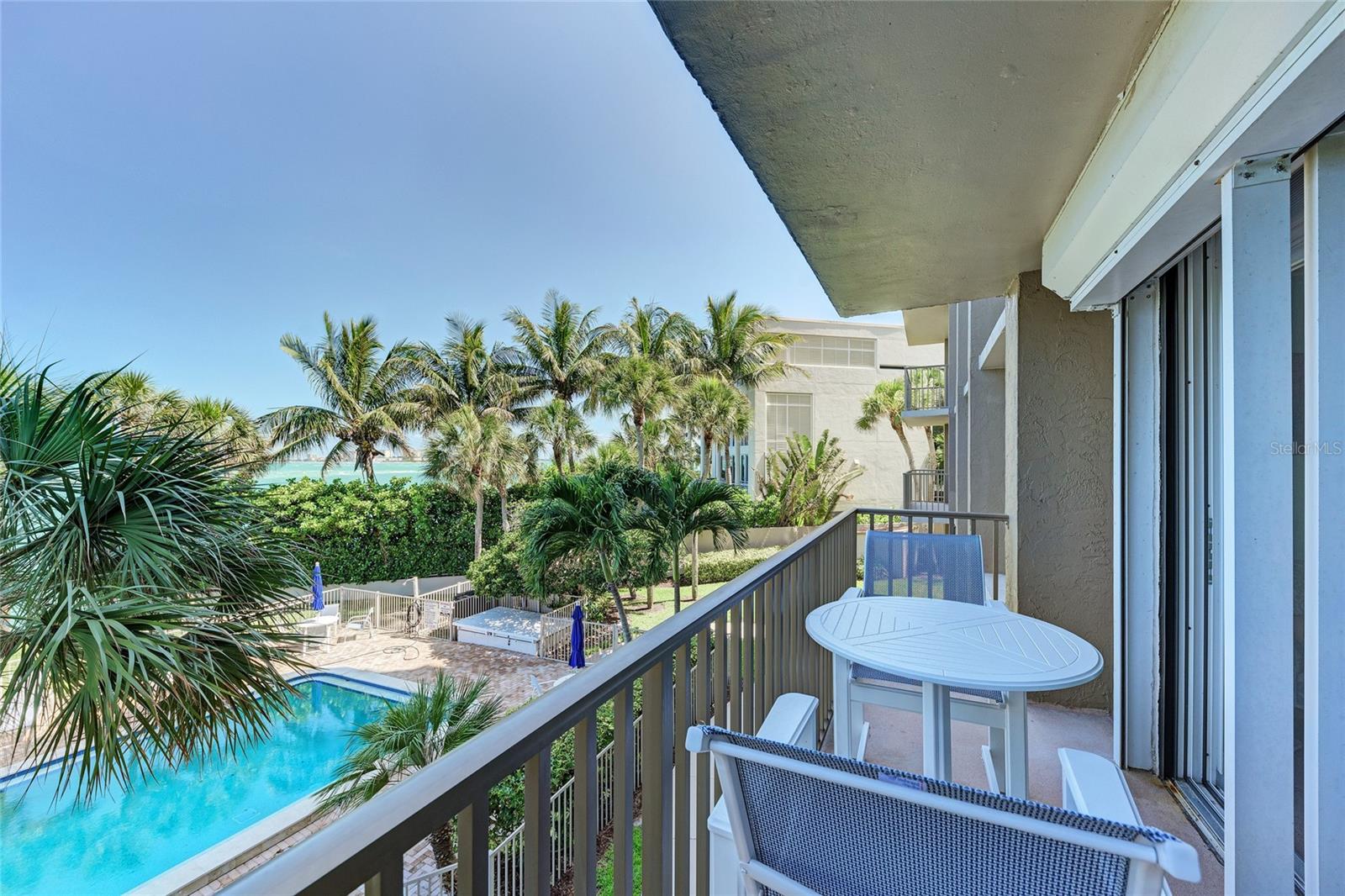 Image 39 of 75 For 4822 Ocean Boulevard 2a