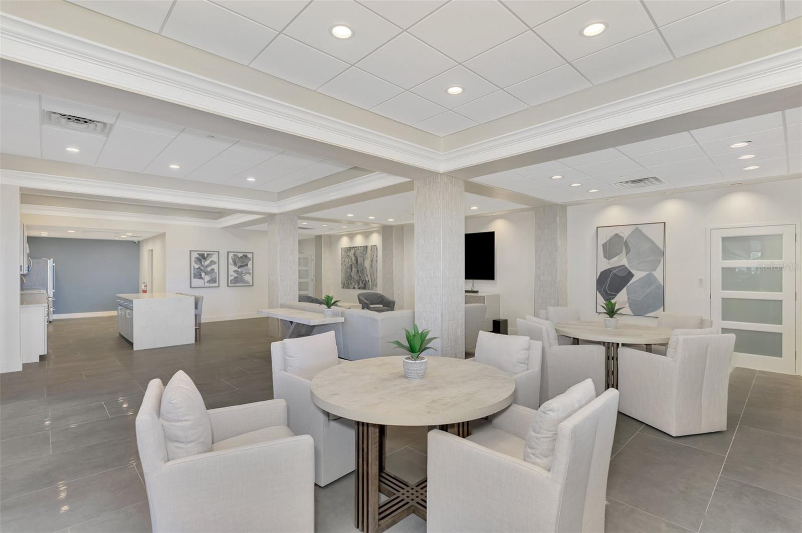 Image 49 of 75 For 4822 Ocean Boulevard 2a